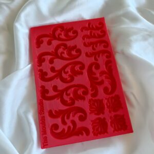 Small Scroll Set ( Size 6.5 *4.5 Inches )